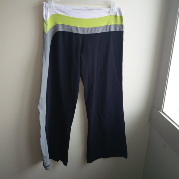 Lululemon Athletica Black Pants 6 - Picture 11 of 15